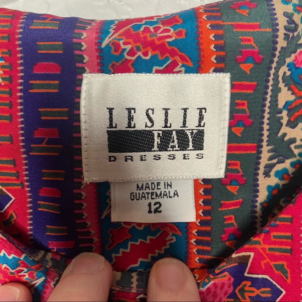 Vintage Leslie Fay Dresses Short Sleeve Crop Tribal Print Blouse Shirt Size 12 - Picture 6 of 7